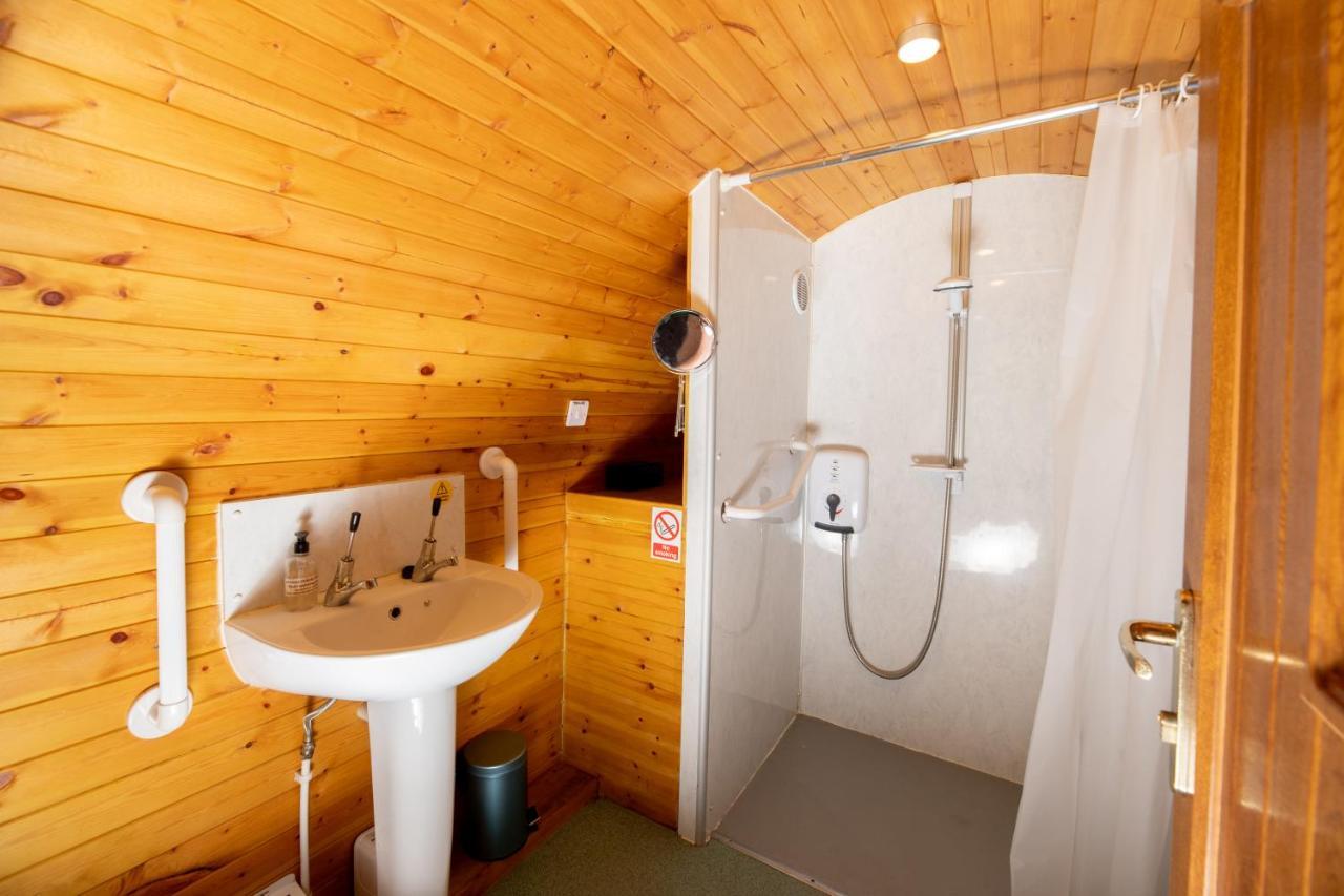 Hotel Ty Grug Pods à Bryngwyn Extérieur photo